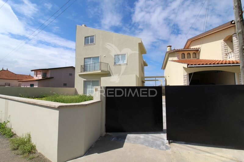 Moradia V3 Murtosa - varanda, jardim, garagem
