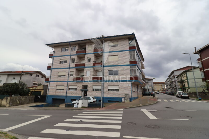 Apartment 3 bedrooms Refurbished Ermesinde Valongo - balcony, garage, parking space