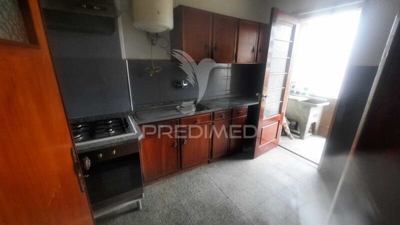 Apartment 2 bedrooms in a central area Gondomar - lots of natural light, balcony