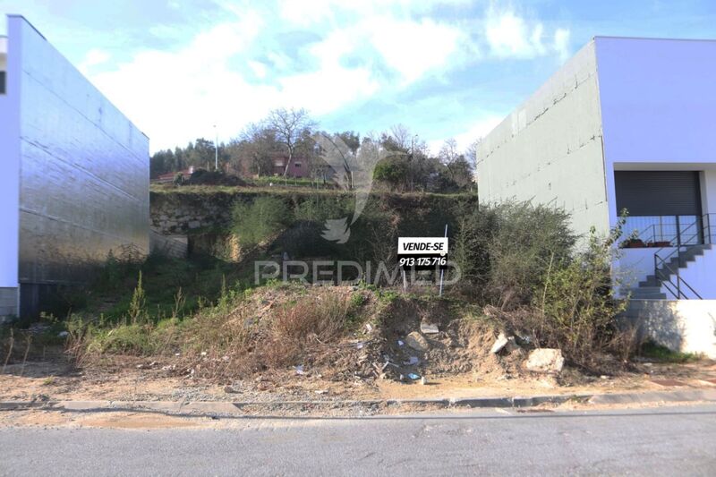 Land for construction Tadim Braga - great location, electricity, water