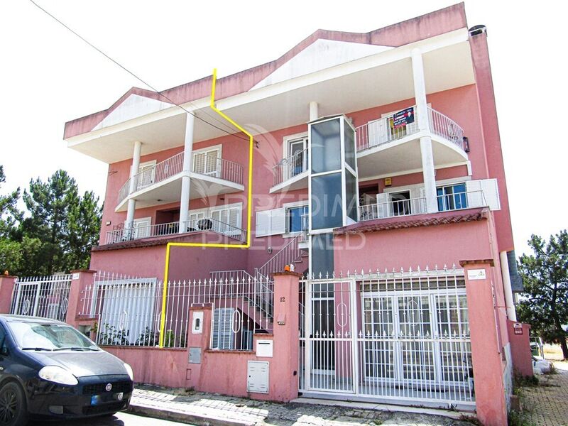 House Semidetached V5 Amora Seixal - garage, attic, terrace, boiler, balconies, fireplace, balcony, solar panel