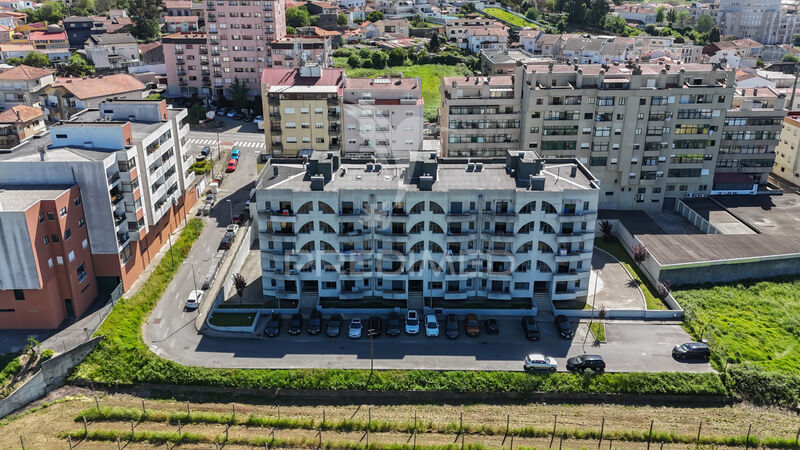 Apartment Renovated T3 Rio Tinto Gondomar - garage, balcony, central heating, floating floor