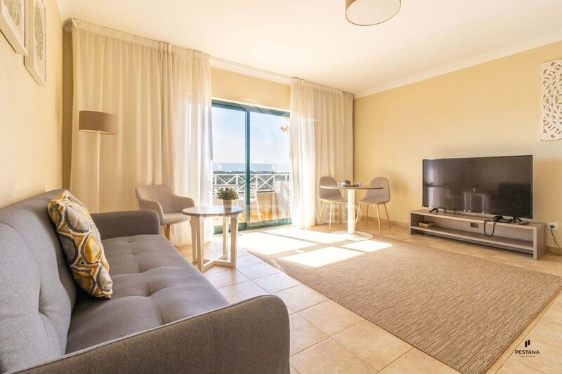 Apartamento T0 Lagoa (Algarve) - varanda, terraço, ar condicionado, equipado, mobilado