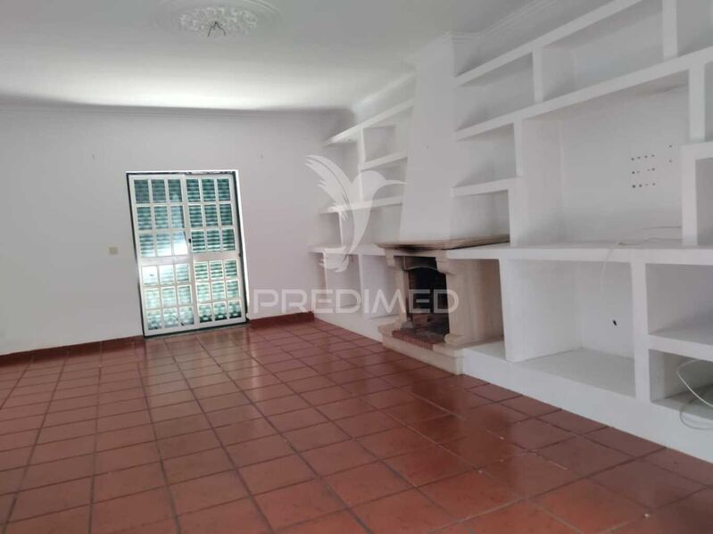 House Semidetached 3 bedrooms Quinta do Conde Sesimbra - equipped, balcony, garden, garage, air conditioning, fireplace, barbecue