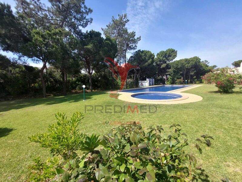 House 3 bedrooms Quarteira Loulé - swimming pool, garden, equipped kitchen, private condominium