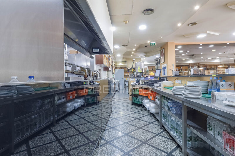 Restaurante Equipado Porto - , esplanada