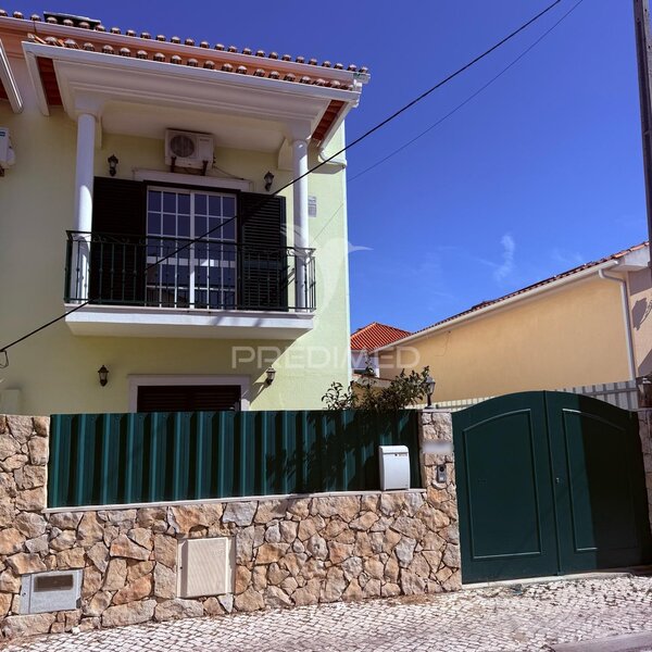Maison Jumelée spacieux V3 Quinta do Conde Sesimbra - panneaux solaires