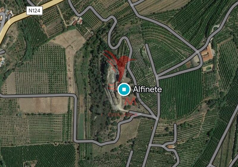 Armazém com 400m2 Silves - arrumos, wc