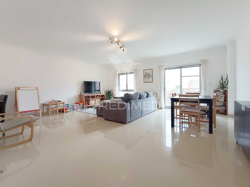 Apartment T2 Sintra - air conditioning, central heating, equipped, double glazing, boiler, store room, balconies, attic, parking lot, balcony