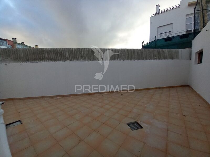 Apartment 2 bedrooms Venteira Amadora - terrace, great location