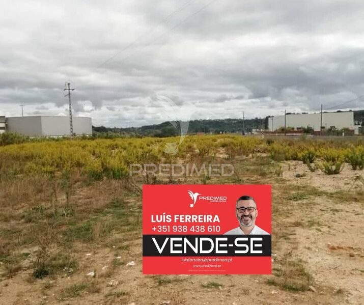 Terreno com 28160m2 Alcanena - água