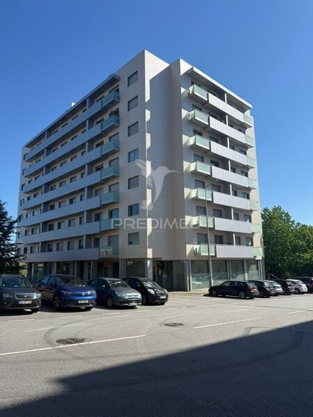 Apartment Modern 3 bedrooms Braga - central heating, garage, balcony