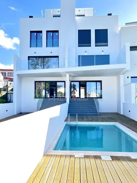 House 4 bedrooms Luxury well located Almada - balcony, air conditioning, equipped, terrace, swimming pool, quiet area, garden, river view, double glazing, garage