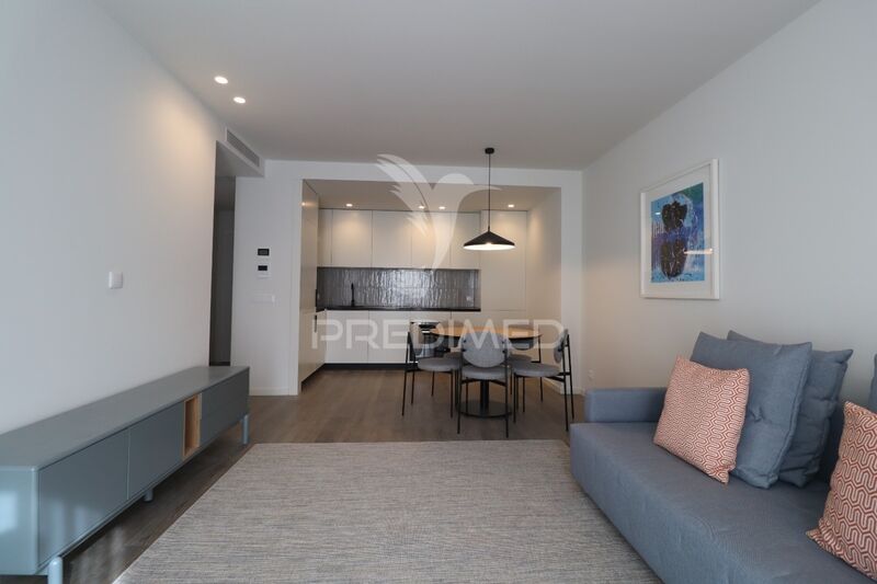 Apartment T1 Modern in the center Azurém Guimarães - garage, kitchen, parking space