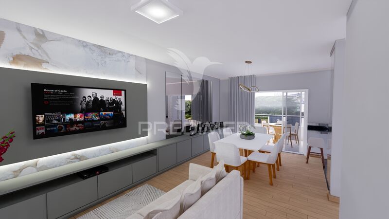 Apartment Modern T3 Barreiro - swimming pool, garage, barbecue