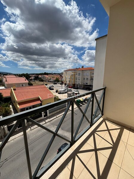Wohnung T2 Quinta do Conde Sesimbra - 3. etage, abstellraum, balkone