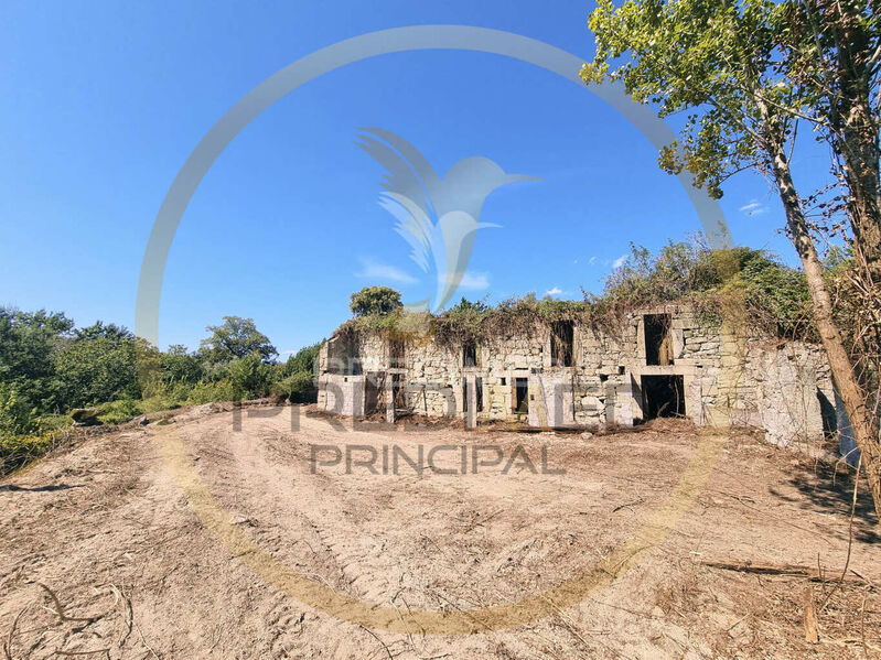 Ruine V4 Monsul Póvoa de Lanhoso