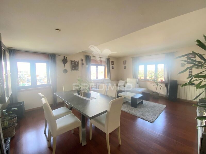 Apartment 3 bedrooms Almada - garden, garage, central heating, marquee, swimming pool, double glazing, store room