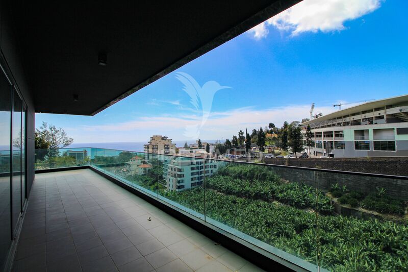 Apartamento T4 com vista mar São Martinho Funchal - arrecadação, varanda, parque infantil, vista mar, piscina