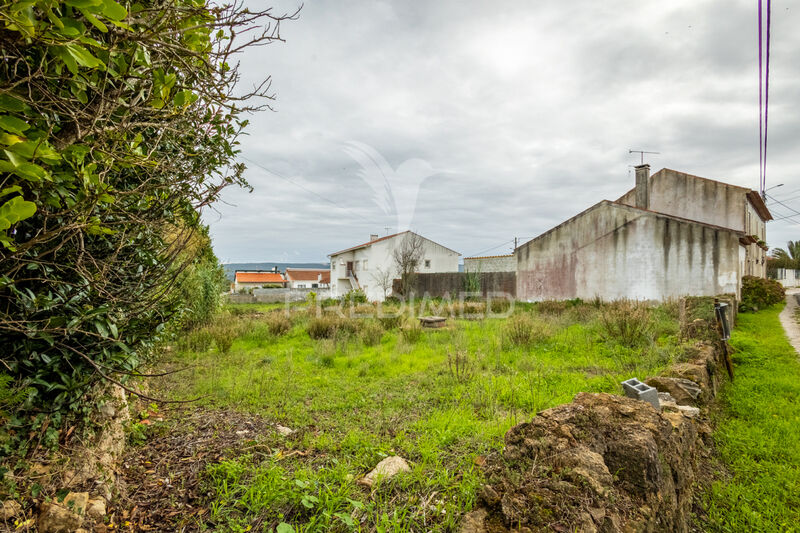 Land with 401sqm Turquel Alcobaça