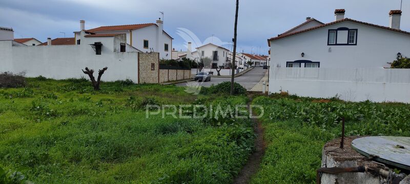 Terreno Urbano com 1330m2 Vimieiro Arraiolos