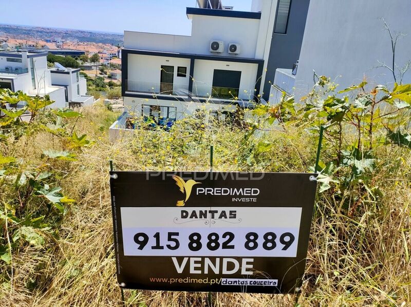 Land with 205sqm Odivelas