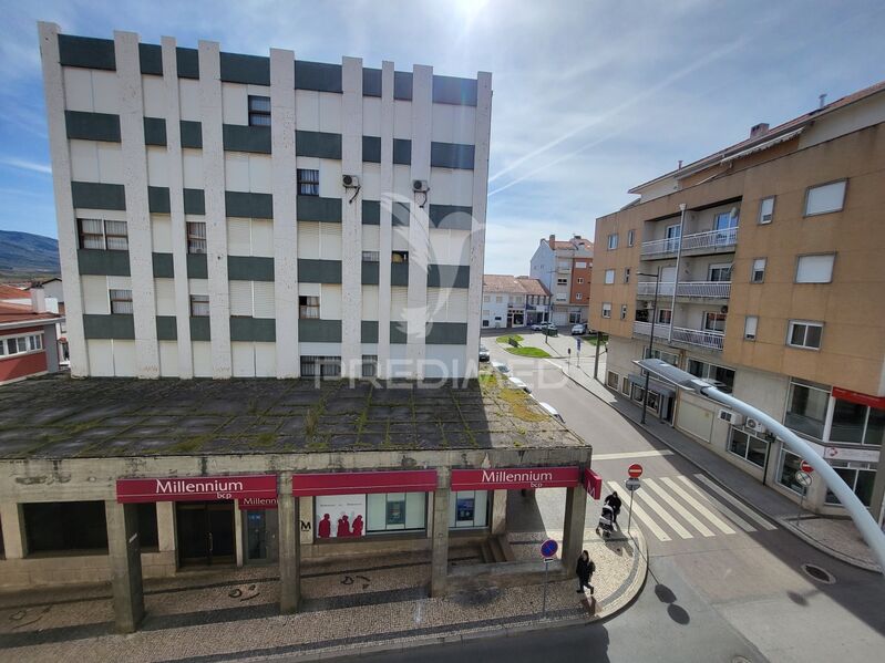 Apartment in the center T2 Macedo de Cavaleiros - balcony, kitchen