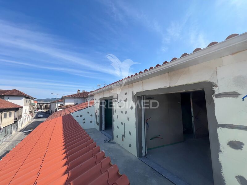 Apartment T1 neue in the center Amares - garage, air conditioning, parking space