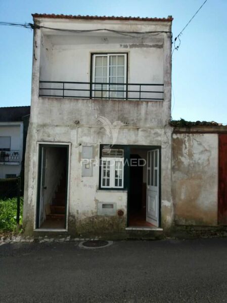 House Renovated in the center 2 bedrooms Ventosa Alenquer - balcony, garage, marquee
