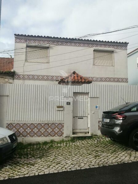 Moradia V5 Sintra - marquise, portão automático, terraço, jardim, garagem