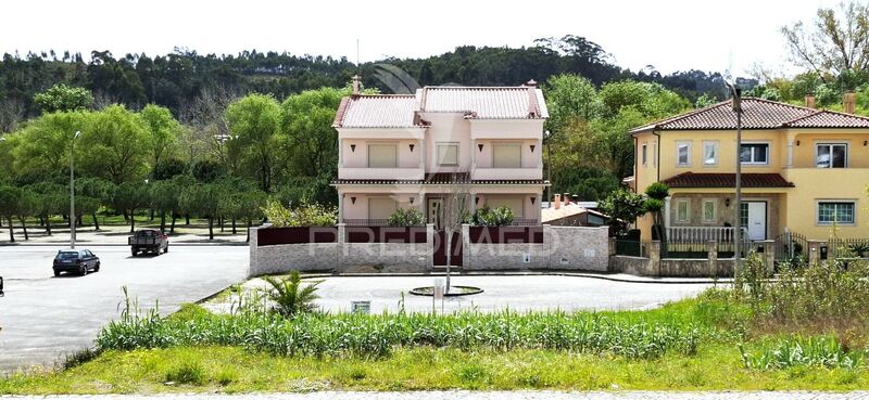 Plot of land Urban with 427sqm Nossa Senhora da Piedade Ourém