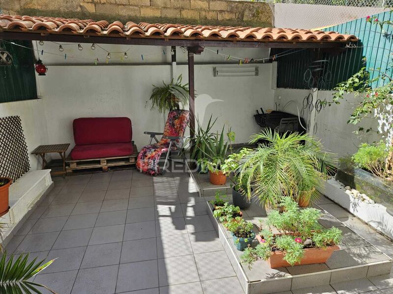 Apartamento Remodelado no centro T2 Penha de França Lisboa - 1º andar, chão flutuante, varanda, mobilado, equipado, cozinha equipada
