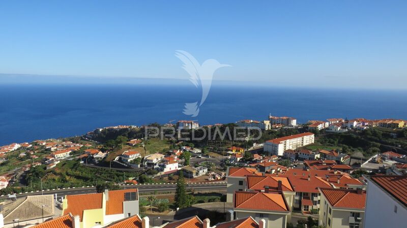 Apartamento Renovado T4 Caniço Santa Cruz - 4º andar, vista mar, varanda, parqueamento, piso radiante
