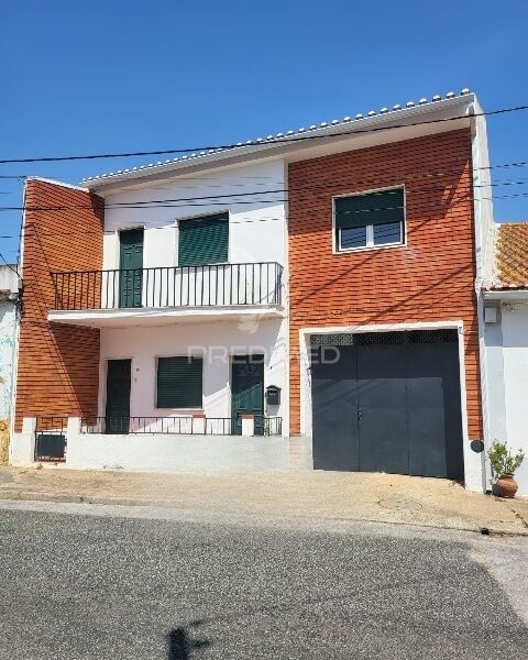 House 5 bedrooms Golegã - balcony, fireplace, garage, backyard