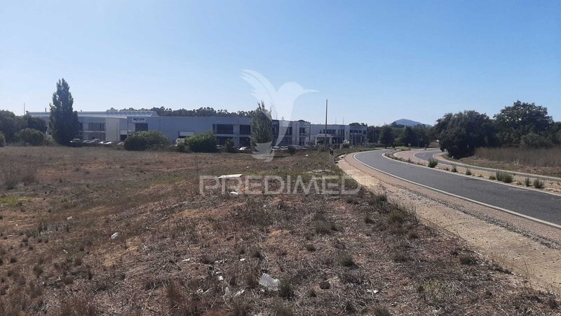 Grond Stedelijk/agrarisch with 50573sqm Gâmbia-Pontes-Alto da Guerra Setúbal