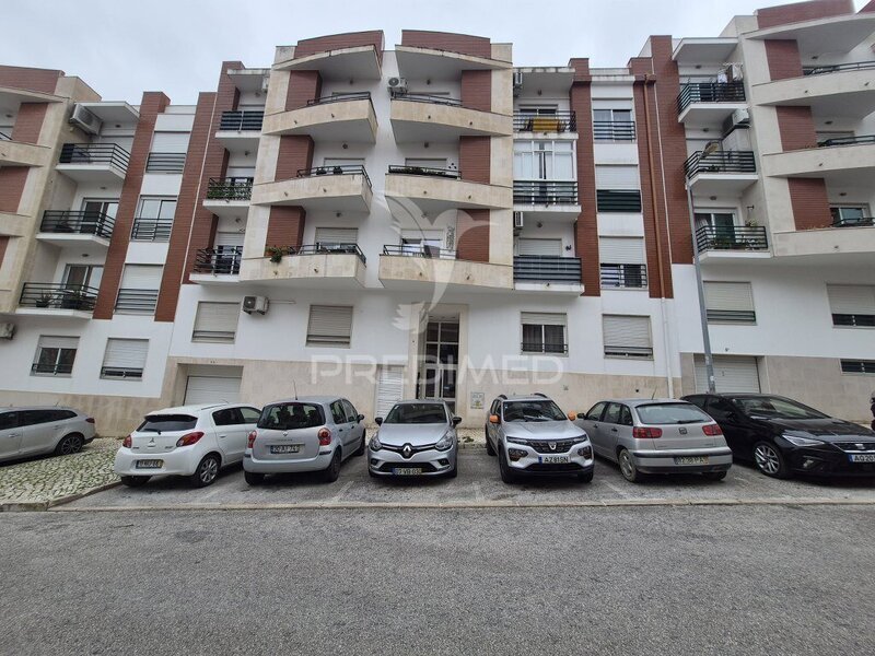 Apartamento T2 Almada - varanda, arrecadação