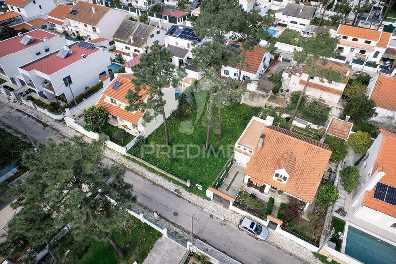 Terreno Urbano para construção Almada