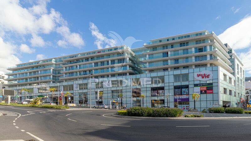 Apartment nuevo in the center T2 Sé Funchal - parking space, garage, balcony, balconies