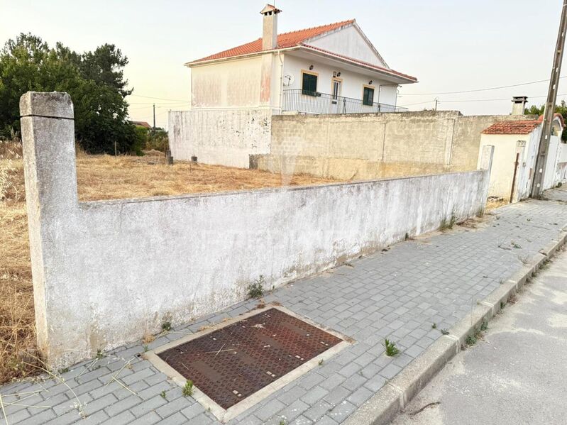 Plot of land with 315.50sqm Quinta do Anjo Palmela - garage