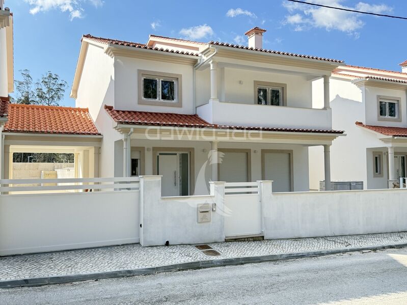 Moradia V4 São Mamede Batalha - piscina, garagem, terraço, jardim, ar condicionado, cozinha equipada