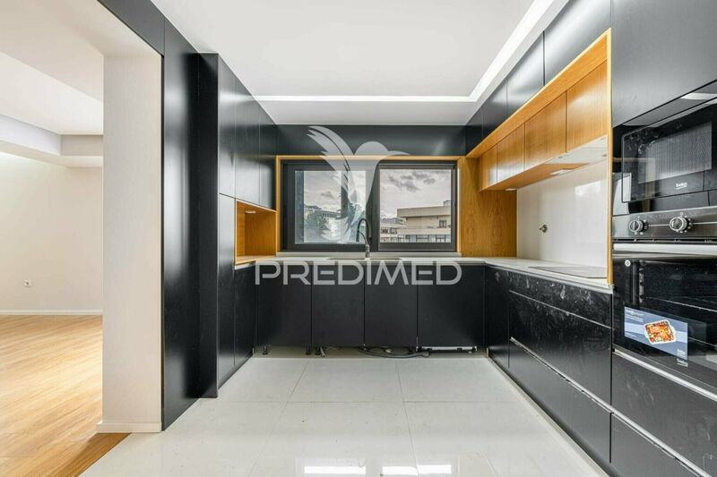 Apartment Modern T3 Braga - air conditioning, double glazing, sound insulation