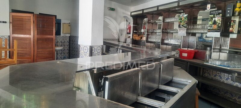 Restaurante bem localizado Coruche - cozinha