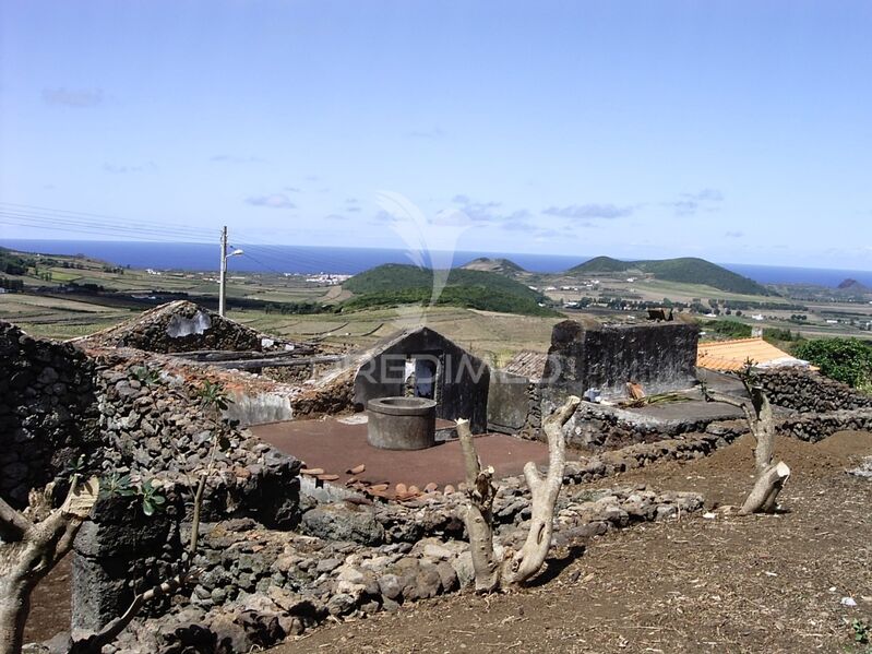 Ruína V2 Moderna Guadalupe Santa Cruz da Graciosa - jardim, excelente localização, terraço