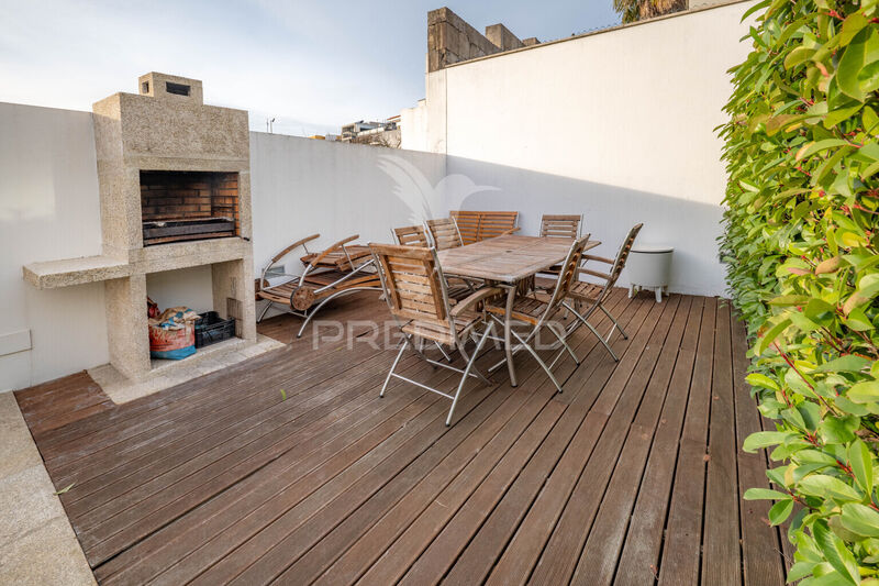 House V4 Braga - barbecue, garden, excellent location