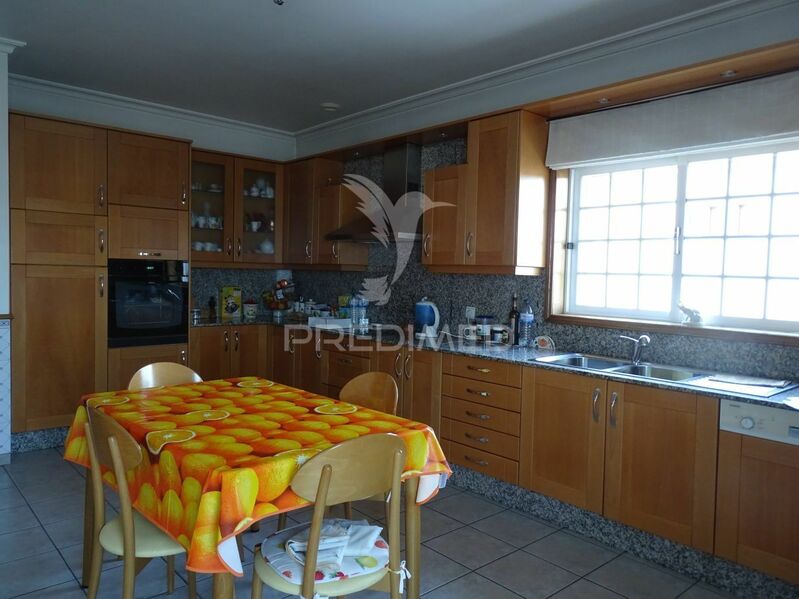 House 5 bedrooms Isolated Santa Maria Maior Chaves - barbecue, balcony, garage, fireplace, air conditioning