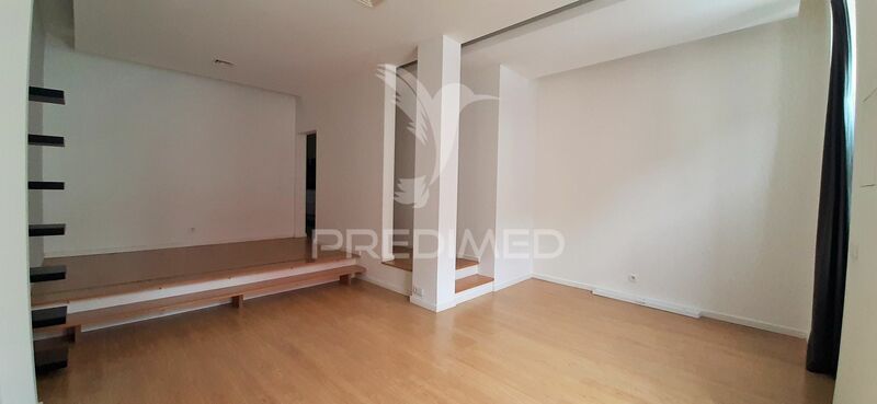 Apartment T1 Campo de Ourique Lisboa - air conditioning, great location, double glazing, garden