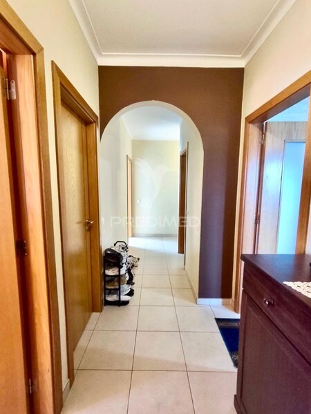 Apartamento T4 Portimão - vidros duplos, ar condicionado, mobilado