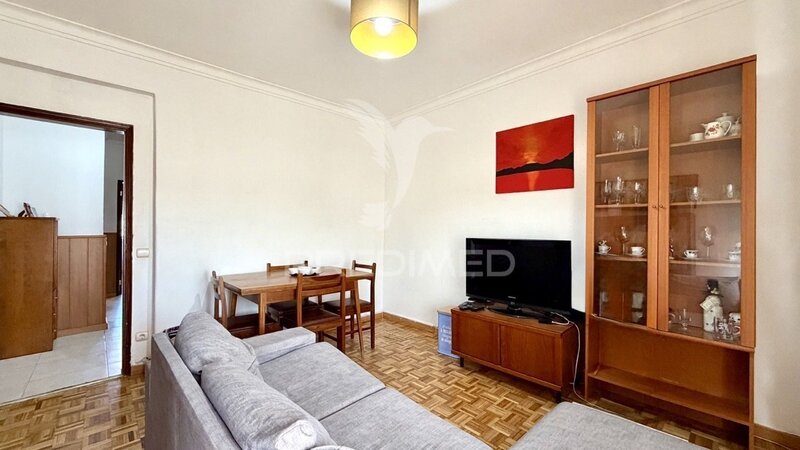 Apartamento T2 Moita - varandas, equipado