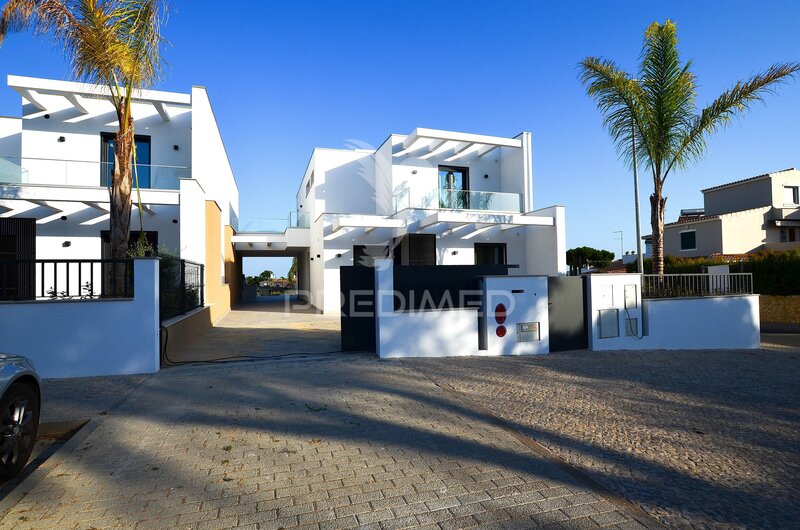 House 3 bedrooms Modern Quarteira Loulé