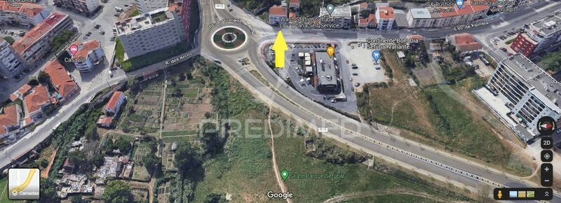 Apartamento T2 Setúbal - cozinha equipada, varanda, marquise, 1º andar